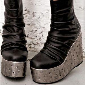 Current Mood Garageland Platform Boots